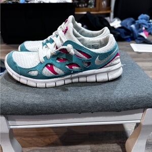 Nike White and Teal Athletic Shoes